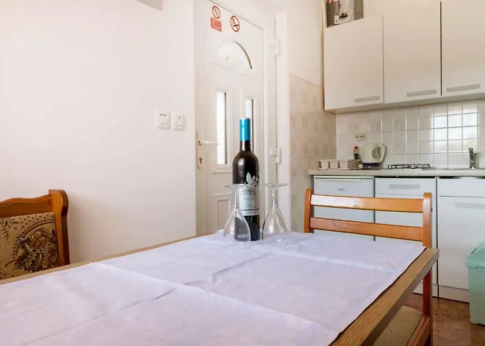 Pula, Istria 12 Appartement *