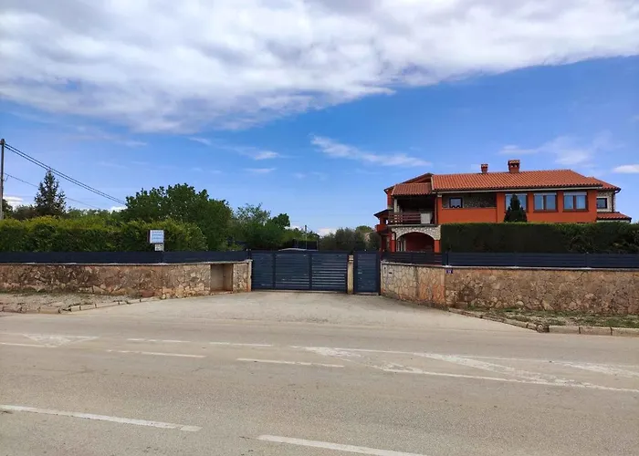 Pula, Istria 12 Апартаменти Пула