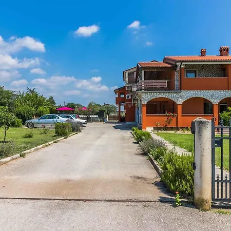 Pula, Istria 12 Lägenhet *